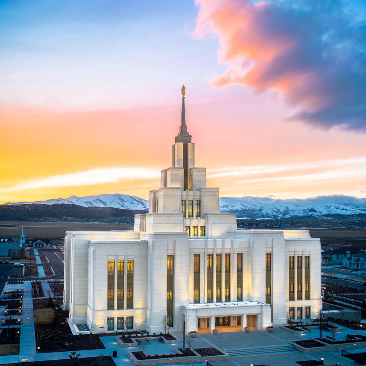 Saratoga Springs Temple - Brightly Beams