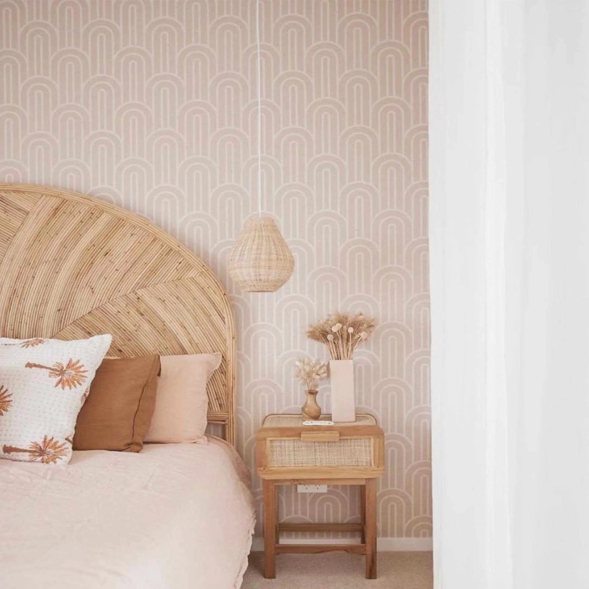 Bohemian Arches Latte Wallpaper
