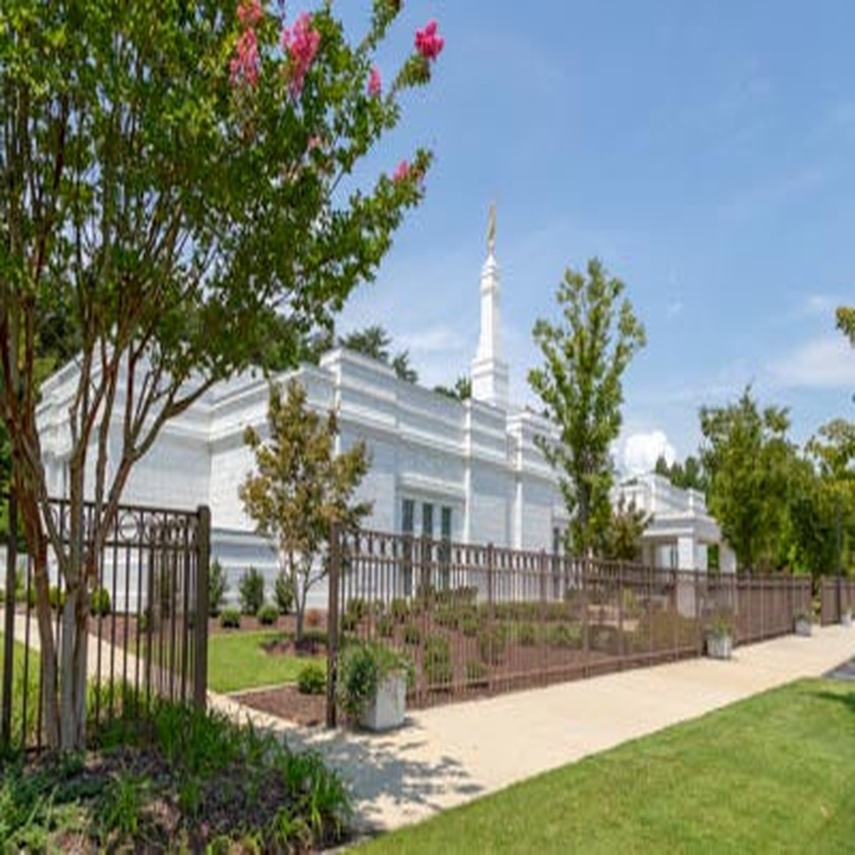 Birmingham Temple - At an Angle
