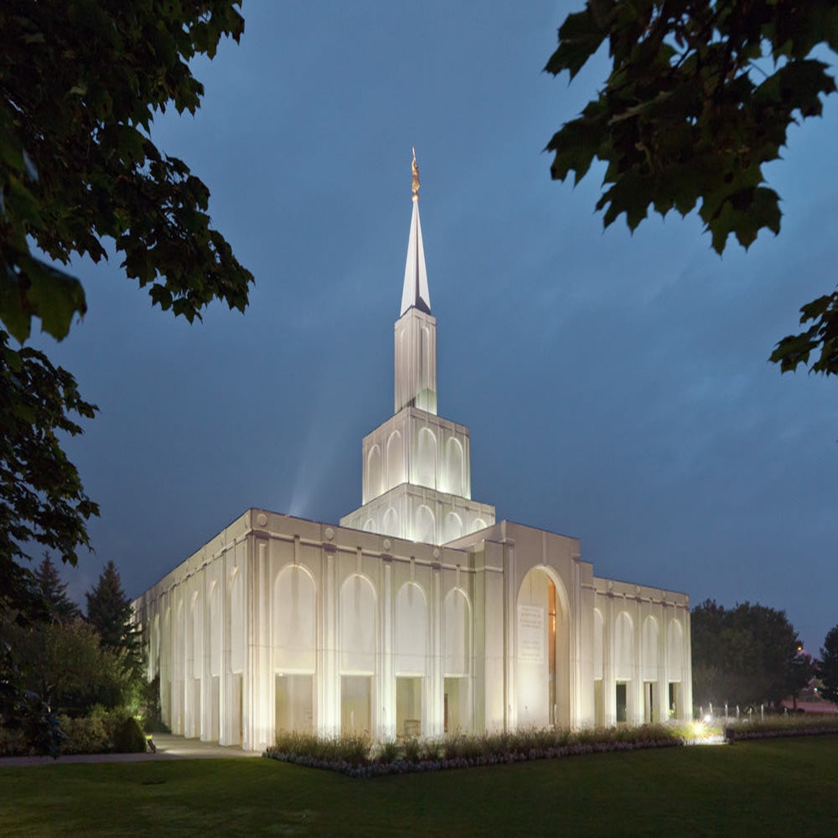 Toronto Temple - Evening